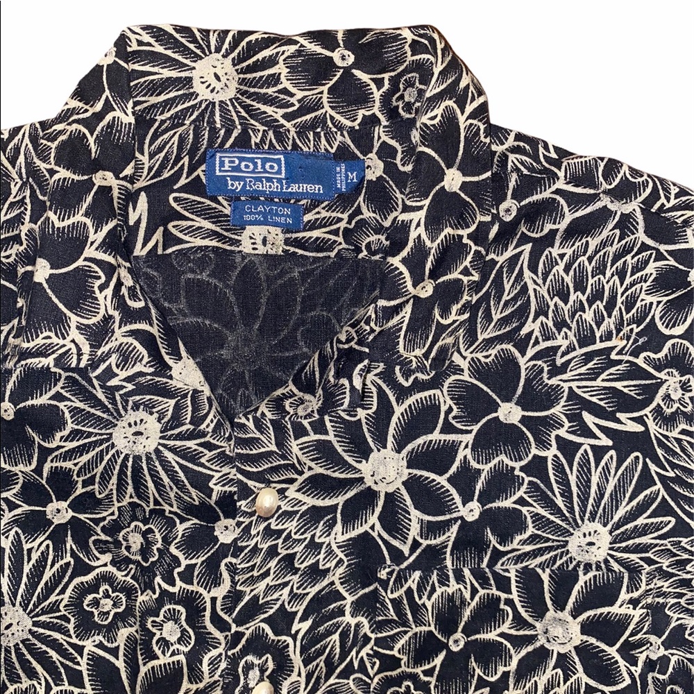Short sleeve button down
